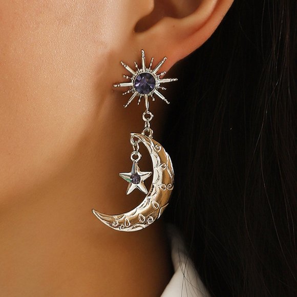 BOHO/SOHO Jewelry - Star Moon Earrings with Jewelry Box